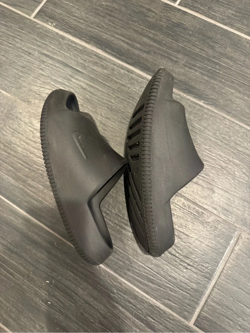 Nike Black Slip-On Slide Sandals